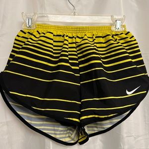 Men’s Small Nike Black and Yellow Striped Lined Running Shorts